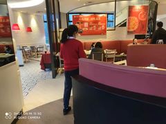 大堂-必胜客(大坪英利店)