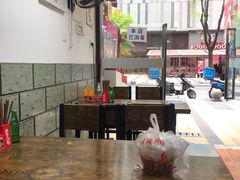 大堂-陈记柳州螺蛳粉(大坪店)