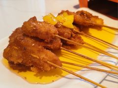 黄桃锅包肉-嗨辣小聚·盘锦河蟹·海鲜烧烤龙虾(盘锦十年好店)