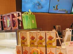 -奈雪的茶(湖滨银泰in77C区PRO店)