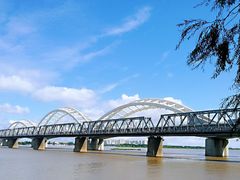 -人民防洪胜利纪念塔