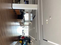 -宁波宝信宝马4S店(江北日湖店)