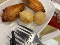 炸鸡翅拼墨鱼丸-黄恩记茶餐厅(杨箕店)