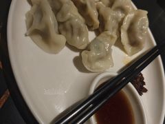 -汤泉良子·颂钵疗愈·SPA(珠江新城店)