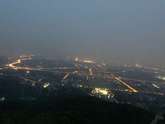 -鬼笑石后山停车场