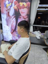 -藤野造型烫发染发