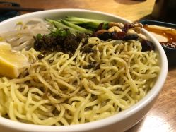 -王姑娘的店