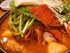 土豆脊骨锅-喇喇排骨火锅·传统韩式脊骨汤(望京西园总店)