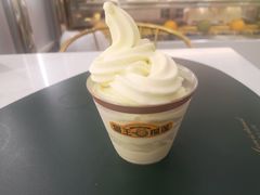 -猫王榴莲世家(三里屯SOHO商场店)