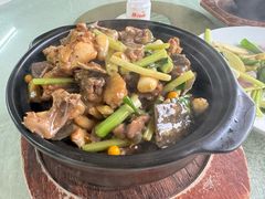 -辉记虾塘海鲜农庄