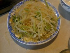 -王老六铁锅炖鱼(长春路店)