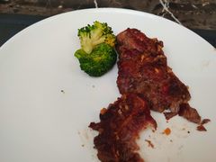 牛排-丽彩天祺酒店-自助餐厅