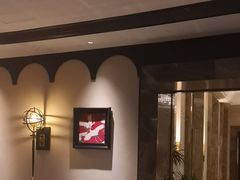 -万泊酒店(长沙五一广场国金中心店)