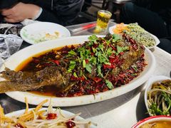 酱焖鲤鱼-杨记小炒老店