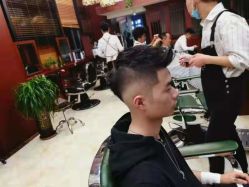 -尼特斯男士发型馆