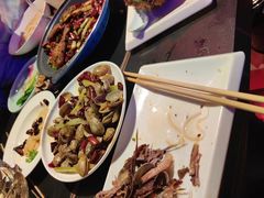 -粉墨特色菜·烧烤音乐酒馆