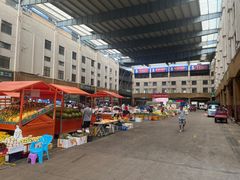 -新鸿港水果市场