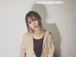 -God Hands发型设计复古会所