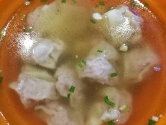 小馄饨-大龙汤包