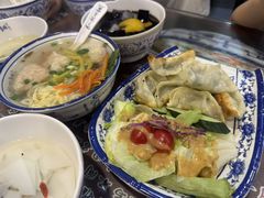 -长人馄饨铺(解放街店)