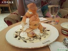 冰淇淋好少的泡芙山-哈根达斯(美罗城店)