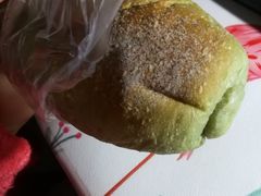 抹茶红豆-窑滚面包专门店(马鞍山金鹰店)