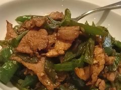 辣椒炒肉-喜湘宴·精致湖南菜(和平西桥店)