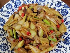 -三湘四水正宗湘菜(君峰路店)