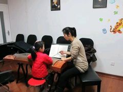 -琴芳艺所艺术培训.古筝钢琴