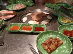 -欧巴炭烤肉오빠숯불구이(南京东路店)