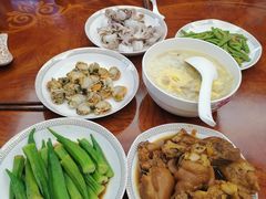-爱的果实月嫂育婴师(世纪东方店)