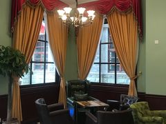 -安娜茶屋