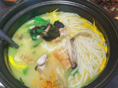 云南过桥米线-云海肴·汽锅鸡·云南菜(高德置地店)