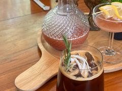 -Chom Cafe and Restaurant