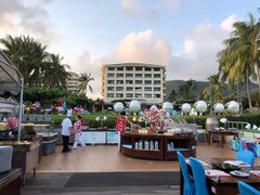 -渔家火锅·海鲜自助餐·演艺(亚龙湾天域酒店)