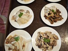 -天宜隆蘑菇宴火锅(石景山旗舰店)