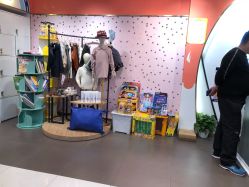 -爆米花儿童美发乐园(布吉华润万象汇店)