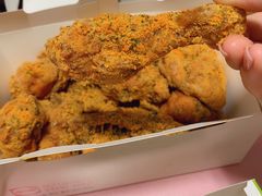 -BHC炸鸡(明洞总店)