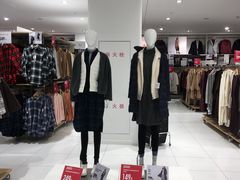 -优衣库(南京建邺万达广场店)