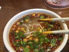 -成都你六姐·牛肉冒菜(城市集市合生汇店)