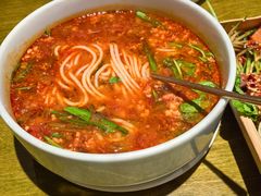 腾冲小锅米线-一坐一忘云南菜(卓悦中心)