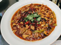 -川流不息·地道川菜·小龙虾(松东路店)