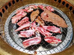 -山川小町·极番烧肉(新地假日广场店)