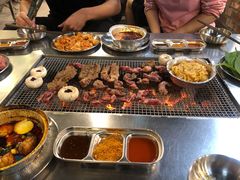 -马路牙子烧烤音乐酒馆(望京店)
