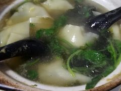 砂锅大馄饨-小许三鲜砂锅馄饨店(家多乐烟酒店)