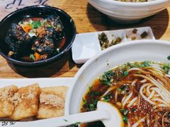 -湘人龙记老长沙米粉(华普国际大厦店)