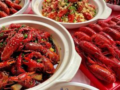 -肥小宝·金牌油焖大虾(襄阳龙虾地标店)