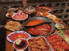 -萍姐火锅·公路夜市(武汉首店)