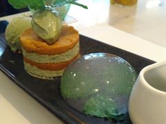 -港丽餐厅(高德置地店)