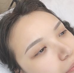 -久匠·野生眉半永久纹绣